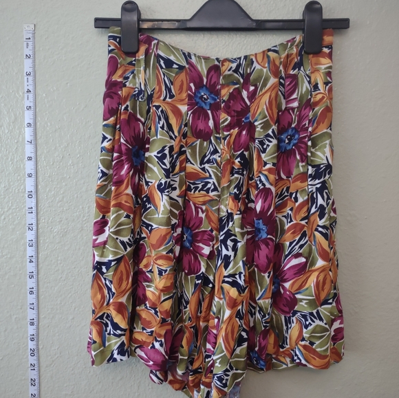 Two-piece vintage floral button-down shirt and high-waisted Grandmacore set - Picture 6 of 12